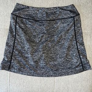 Heathered Black Athletic Skirt / Skort